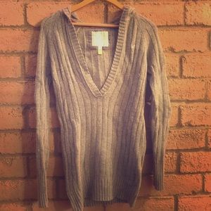 American Eagle Long Hooded Sweater Size M